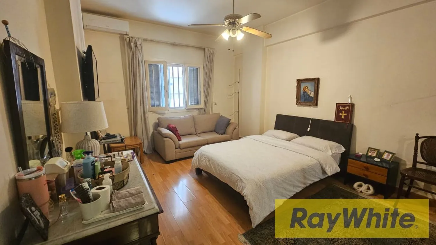 Apartment For Sale In Achrafieh — الصورة 5
