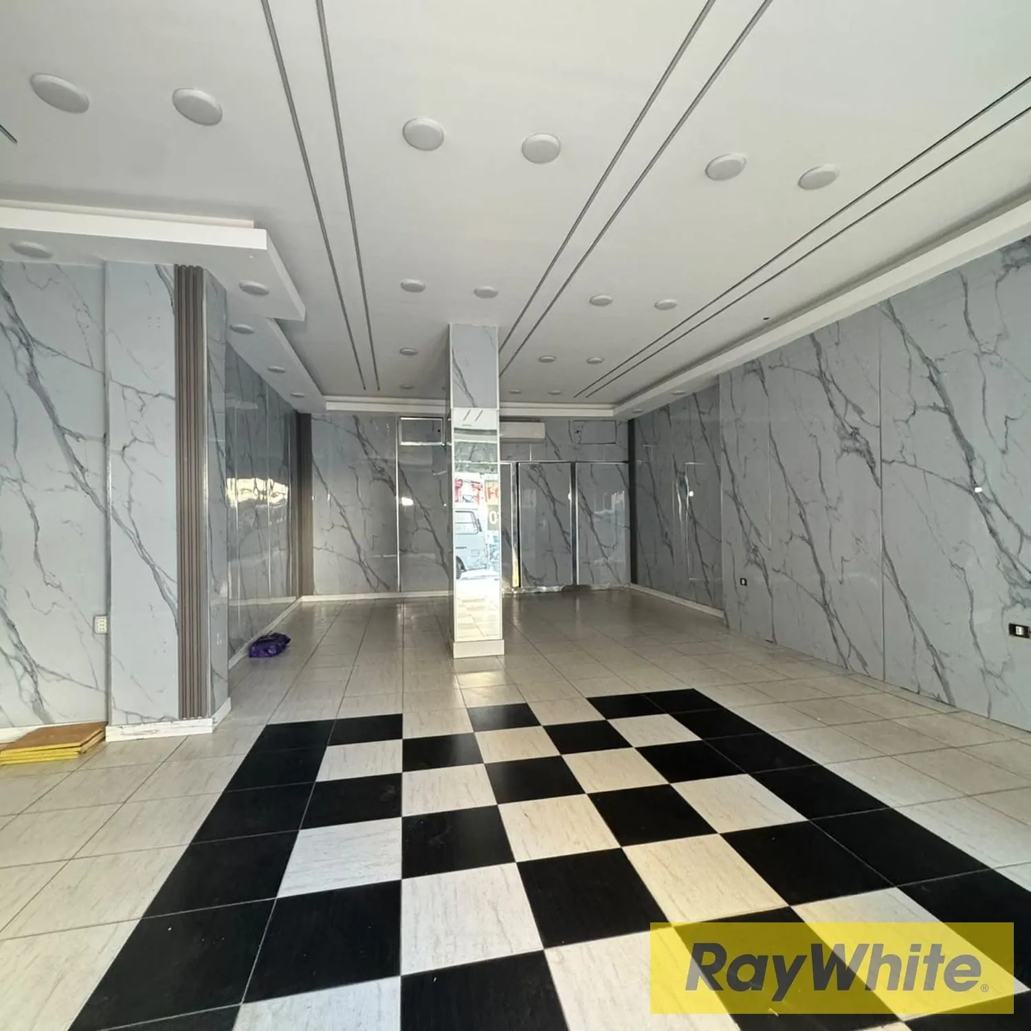 Shop For Rent In El Dora — الصورة 3