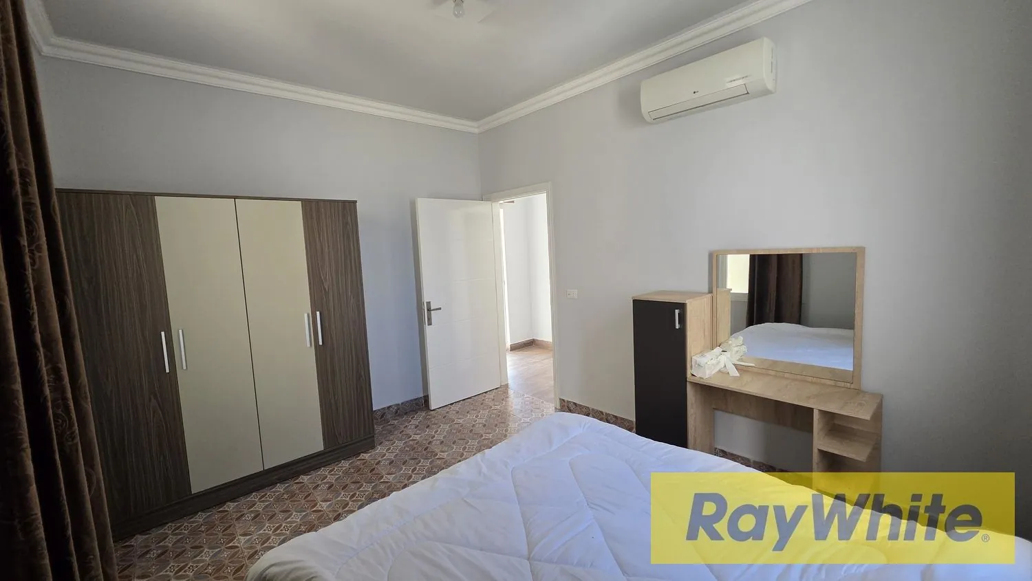 Roof Apartment For Rent In Achrafieh – Sursock — photo 5