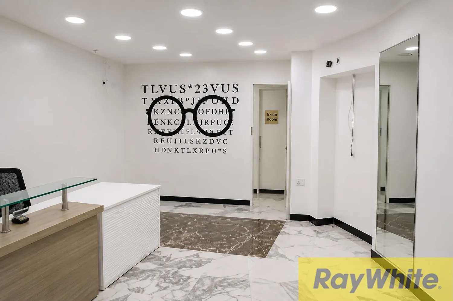 Shop For Rent In Verdun — الصورة 2