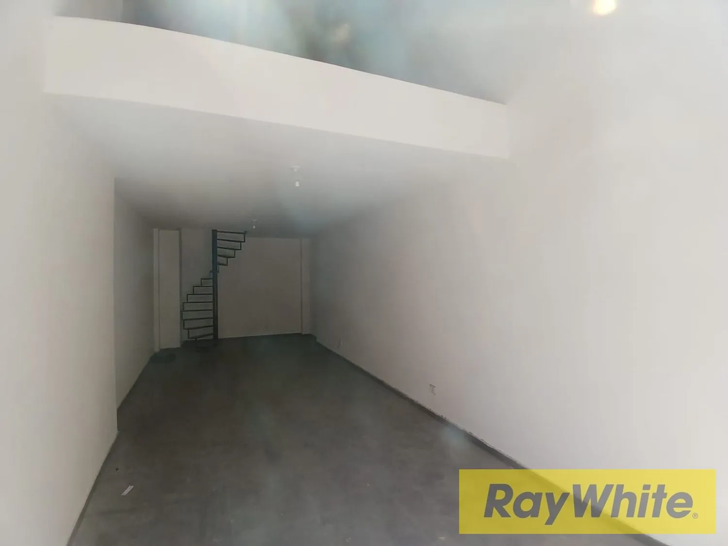 Shop For Rent – Ain El Remmaneh