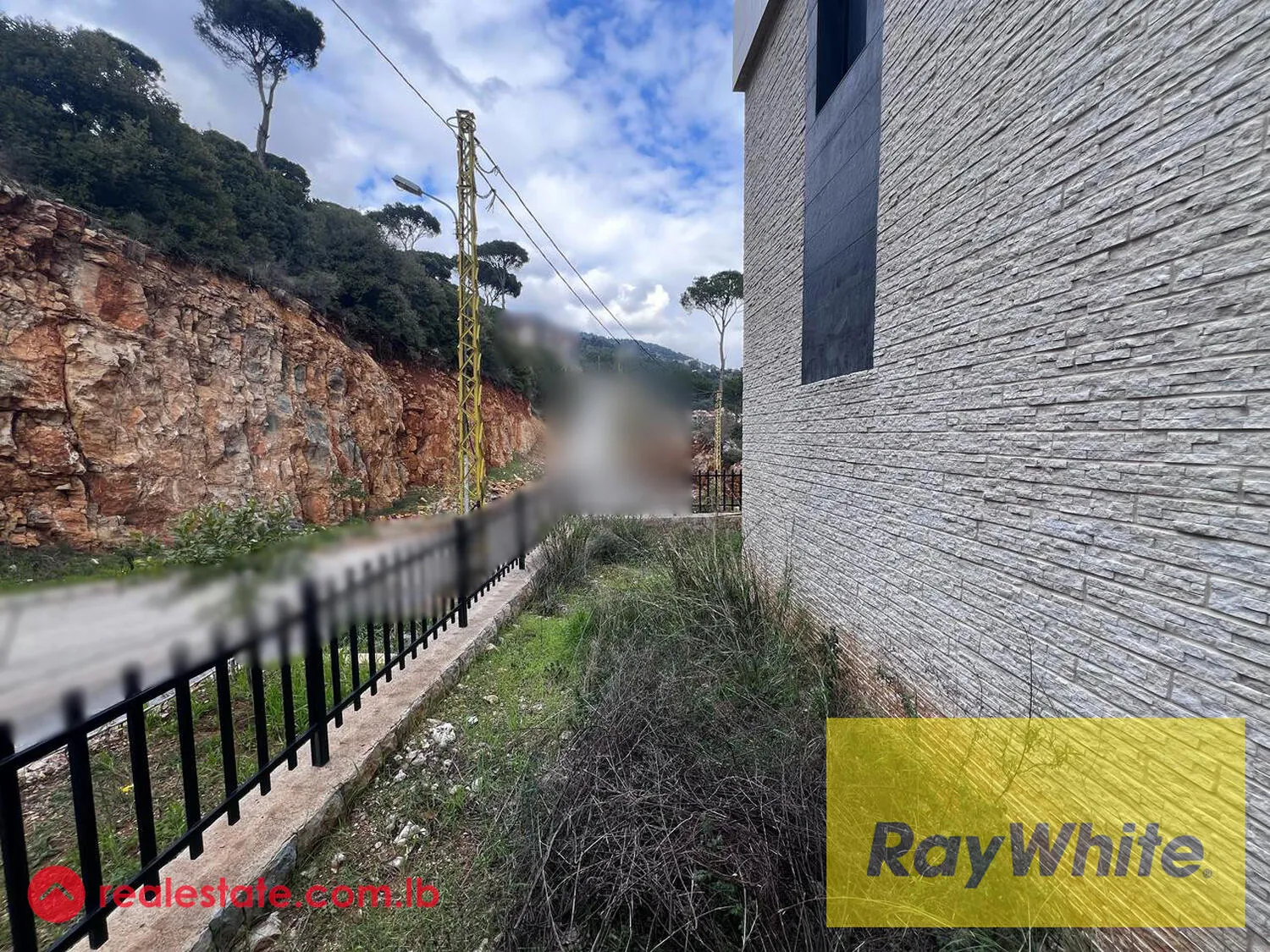 Apartment With Garden For Sale In Baabdat — photo 4