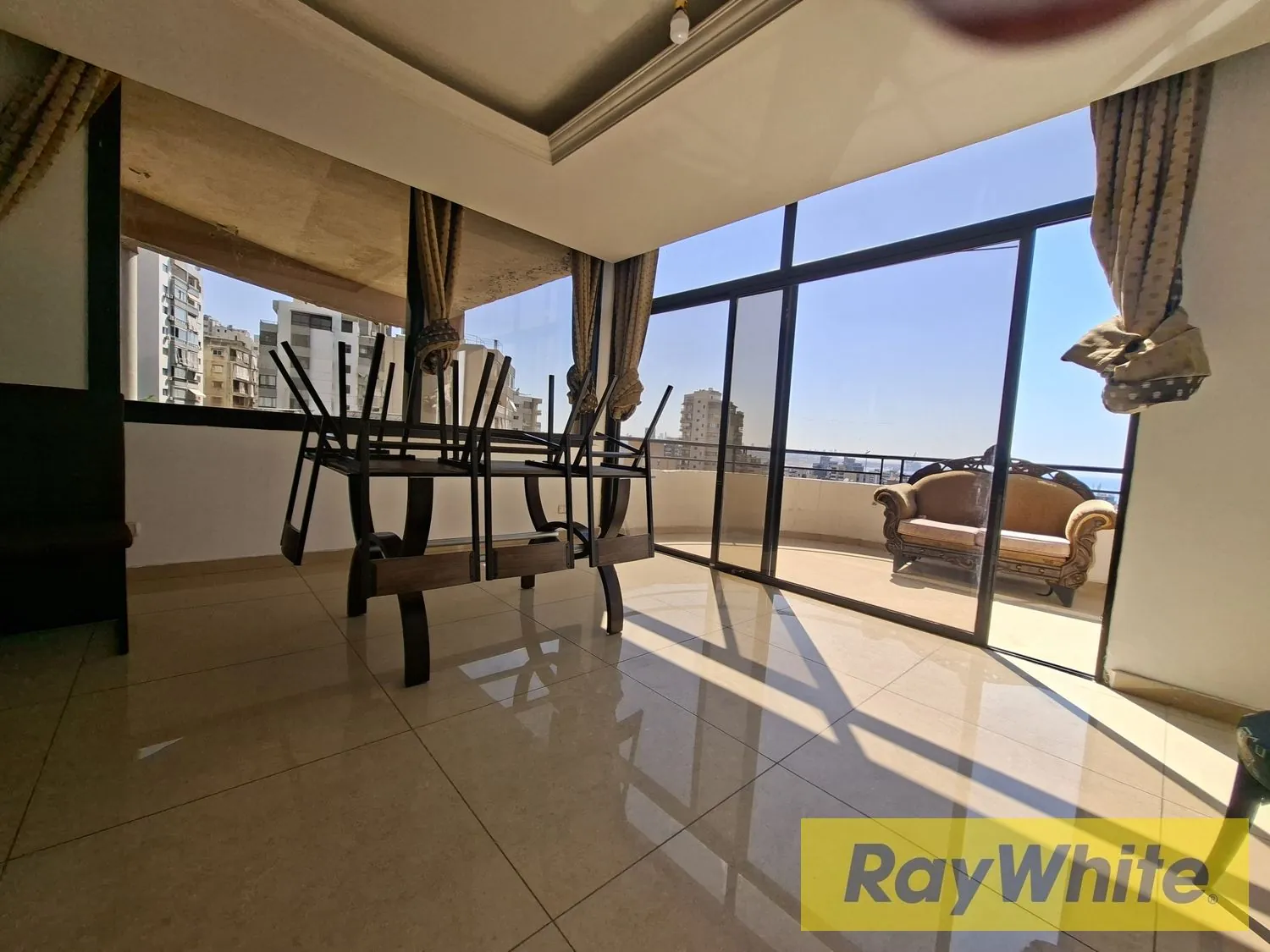 Furnished Apartment For Rent In Jal El Dib — الصورة 4