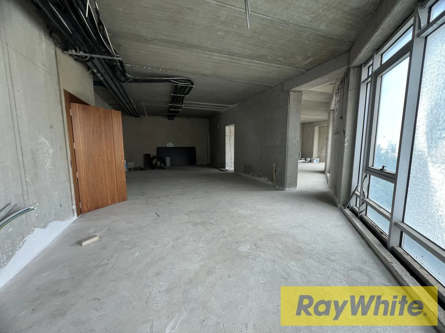 Office For Rent In Dabyeh — الصورة 3