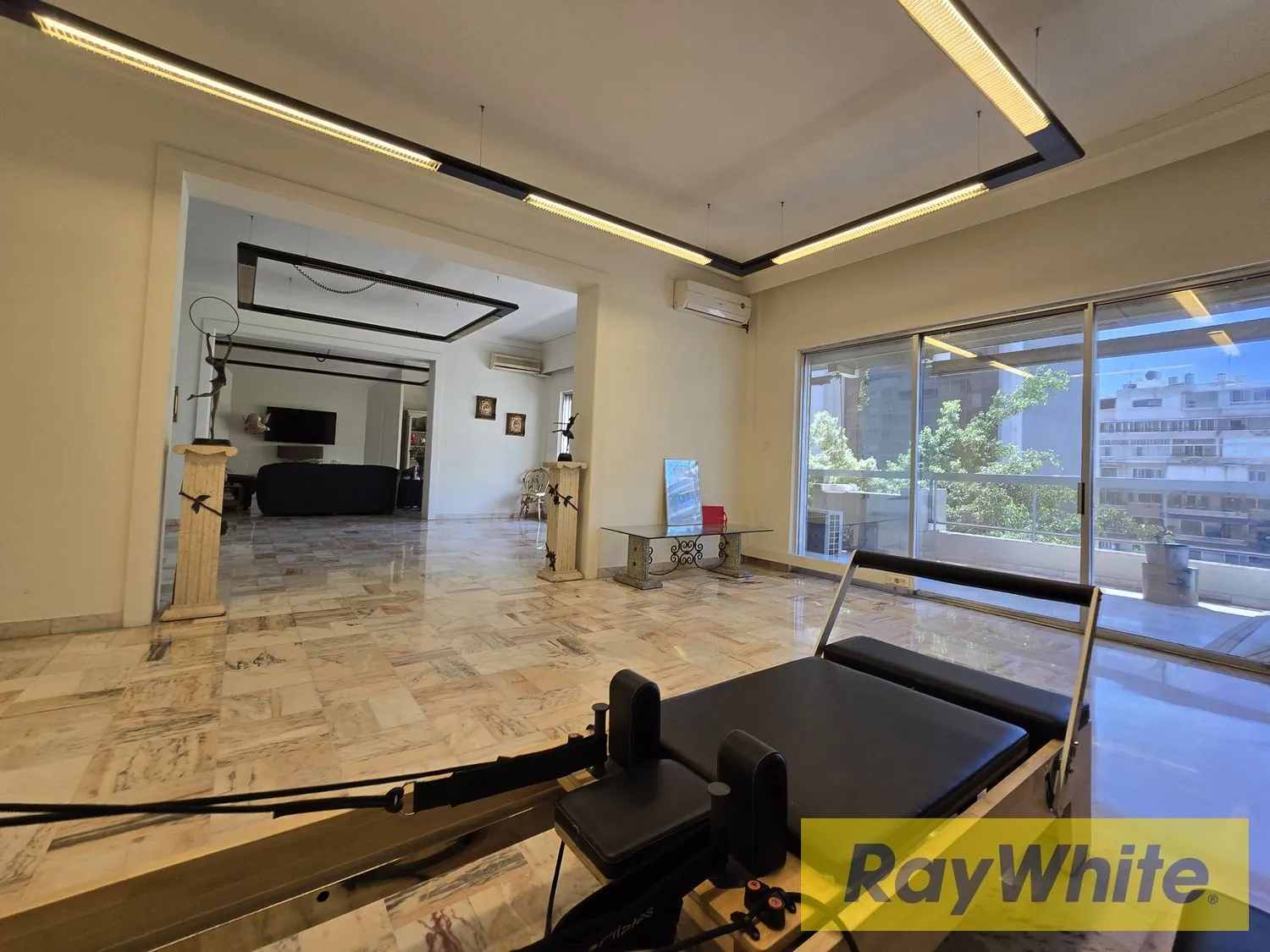 Exclusive – Office For Rent In Achrafieh Sassine — الصورة 4