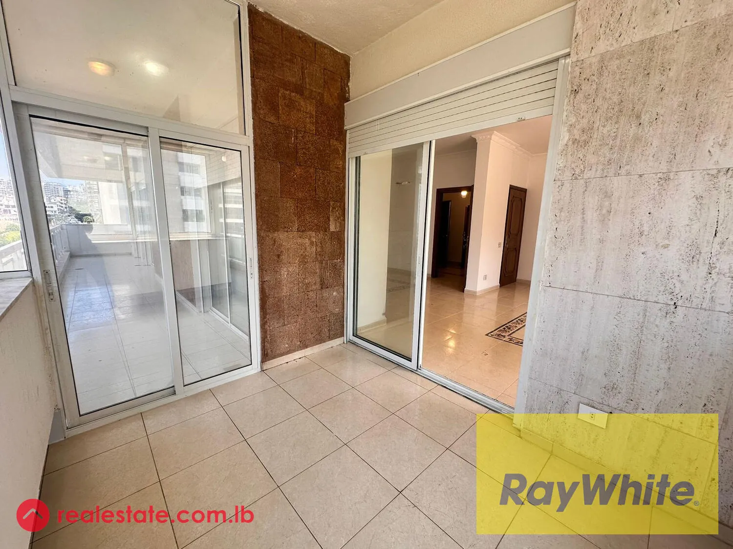 Apartment For Rent In Jnah — الصورة 3