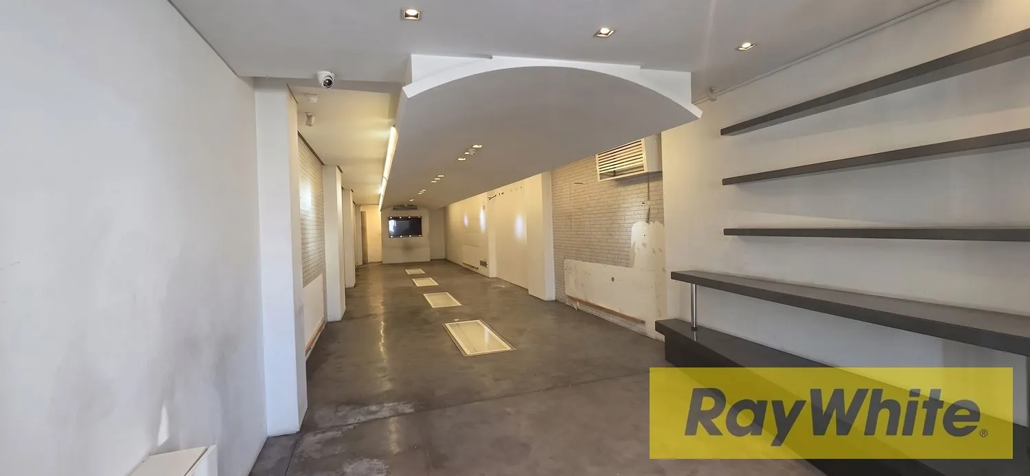 Showroom For Rent In Furn El Chebbak | Prime Location|