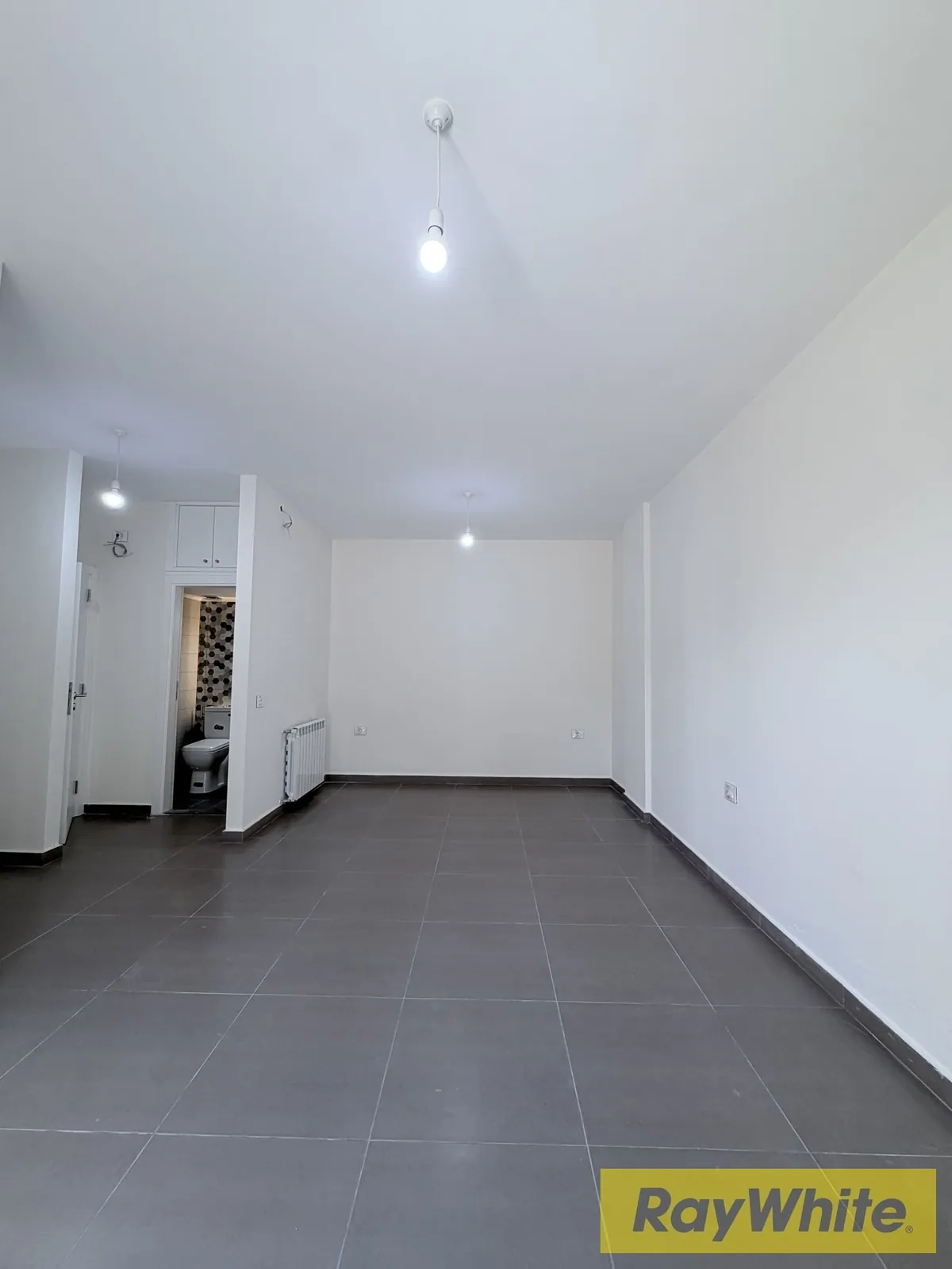 Apartment For Sale In Bsalim With Terrace — الصورة 3