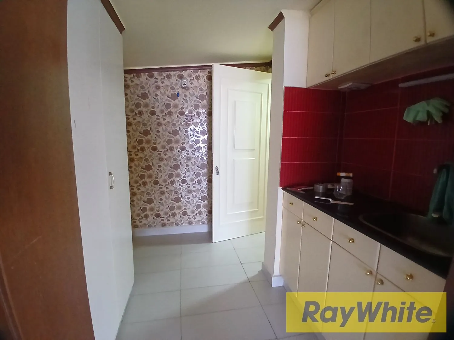 Rooftop Apartment For Rent — Ain Aar — الصورة 5