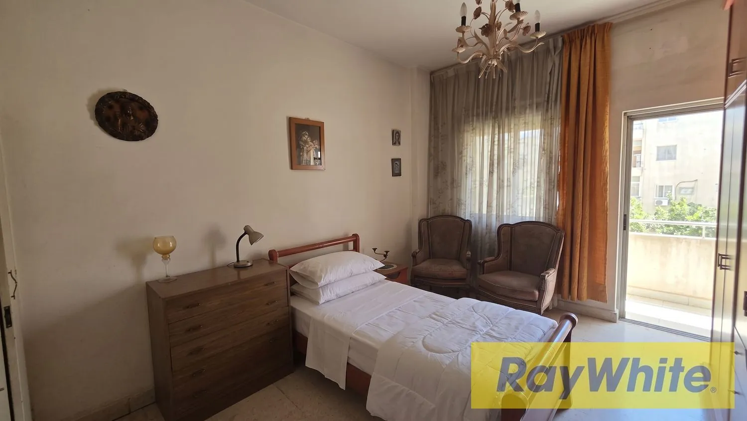 Apartment For Rent In Ain El Remmaneh — الصورة 5