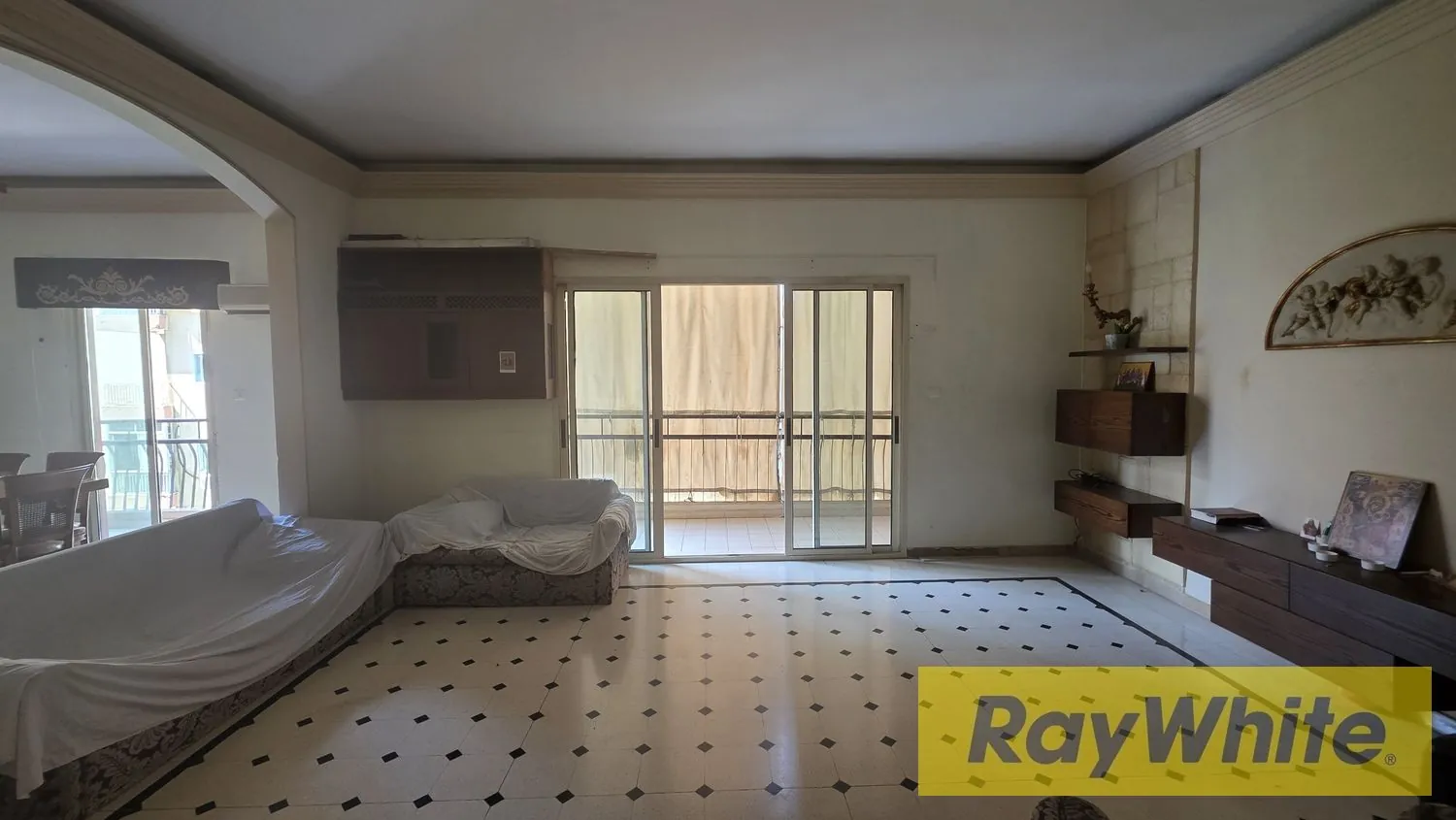 Furnished Apartment For Rent In Achrafieh — photo 2