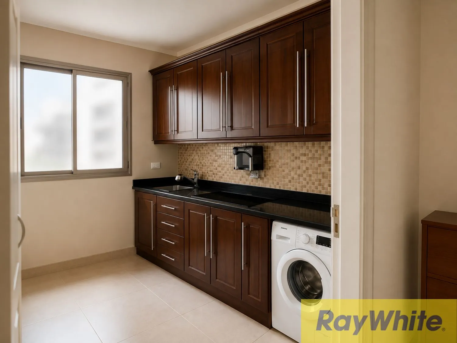 Furnished Apartment For Rent In Verdun — photo 2