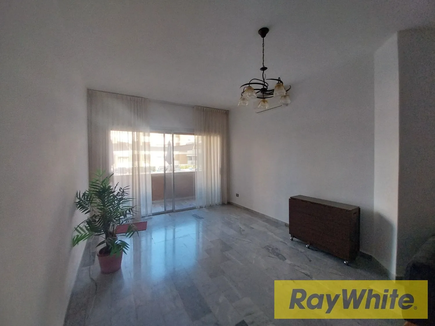 Furnished Apartment With Terrace For Rent – Dbayeh — الصورة 5