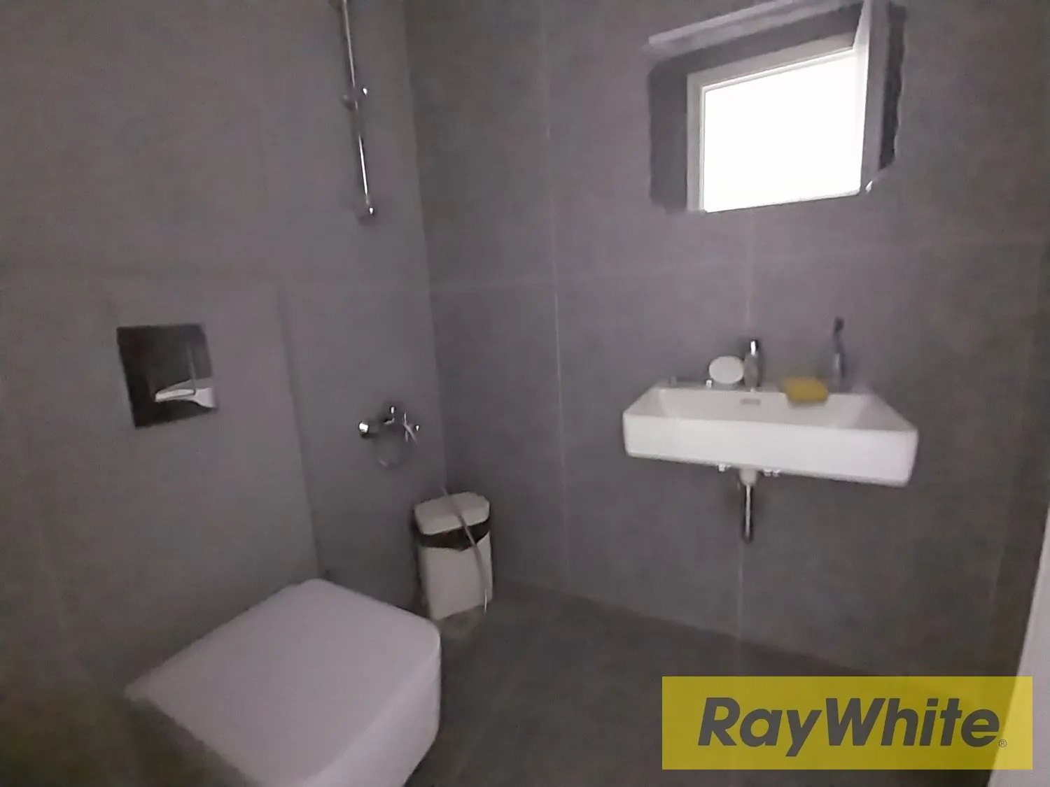 Office For Rent In Antelias — الصورة 5