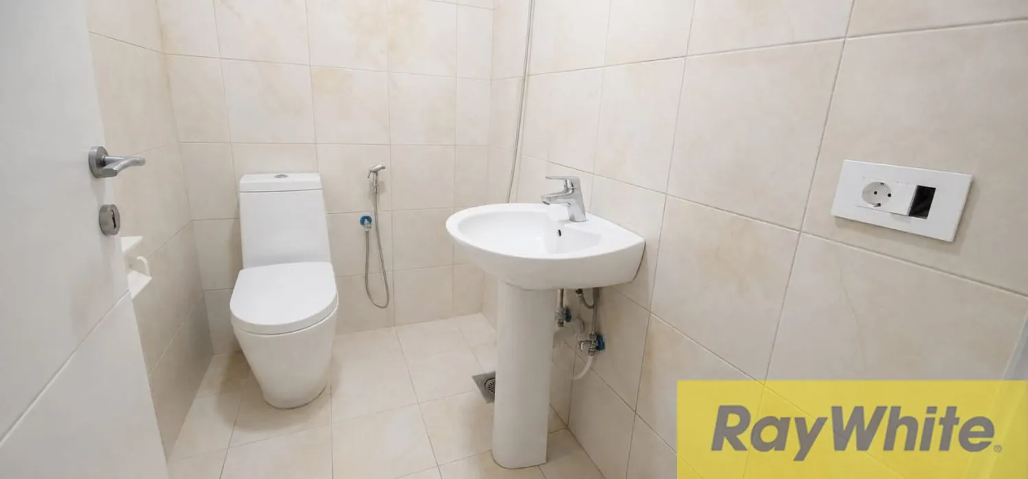 Warehouse For Rent In Ramlet Al Baydah — photo 2