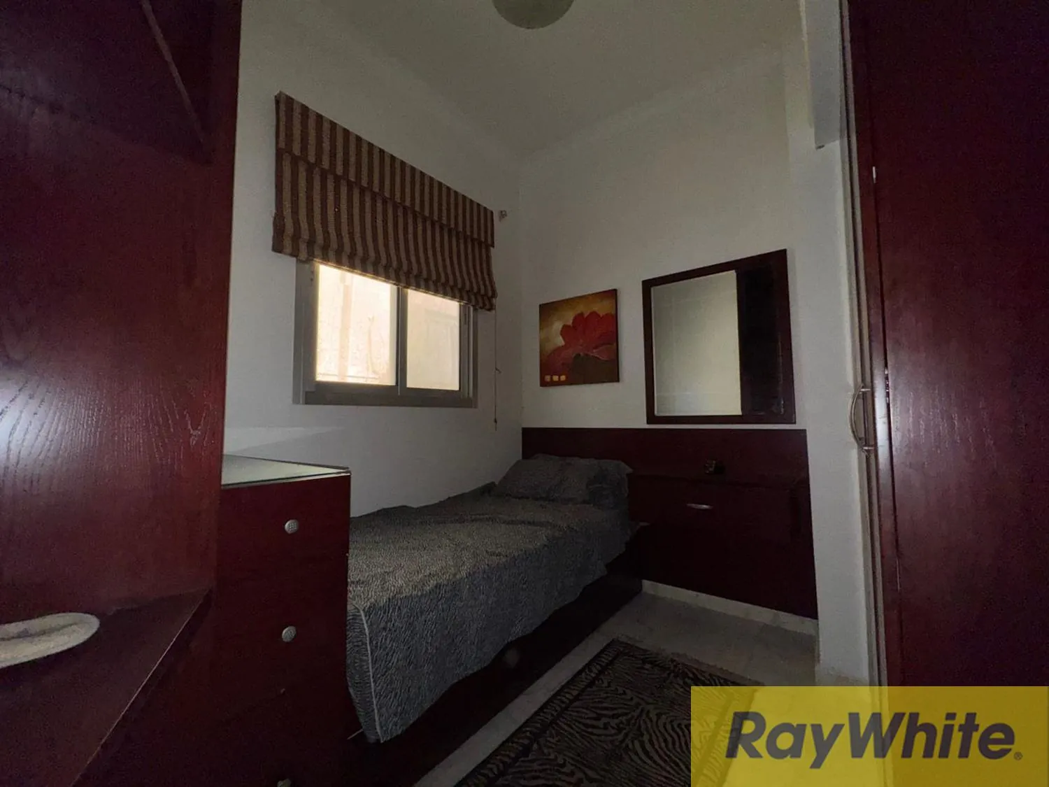 Furnished Apartment For Sale In Rawche — الصورة 2