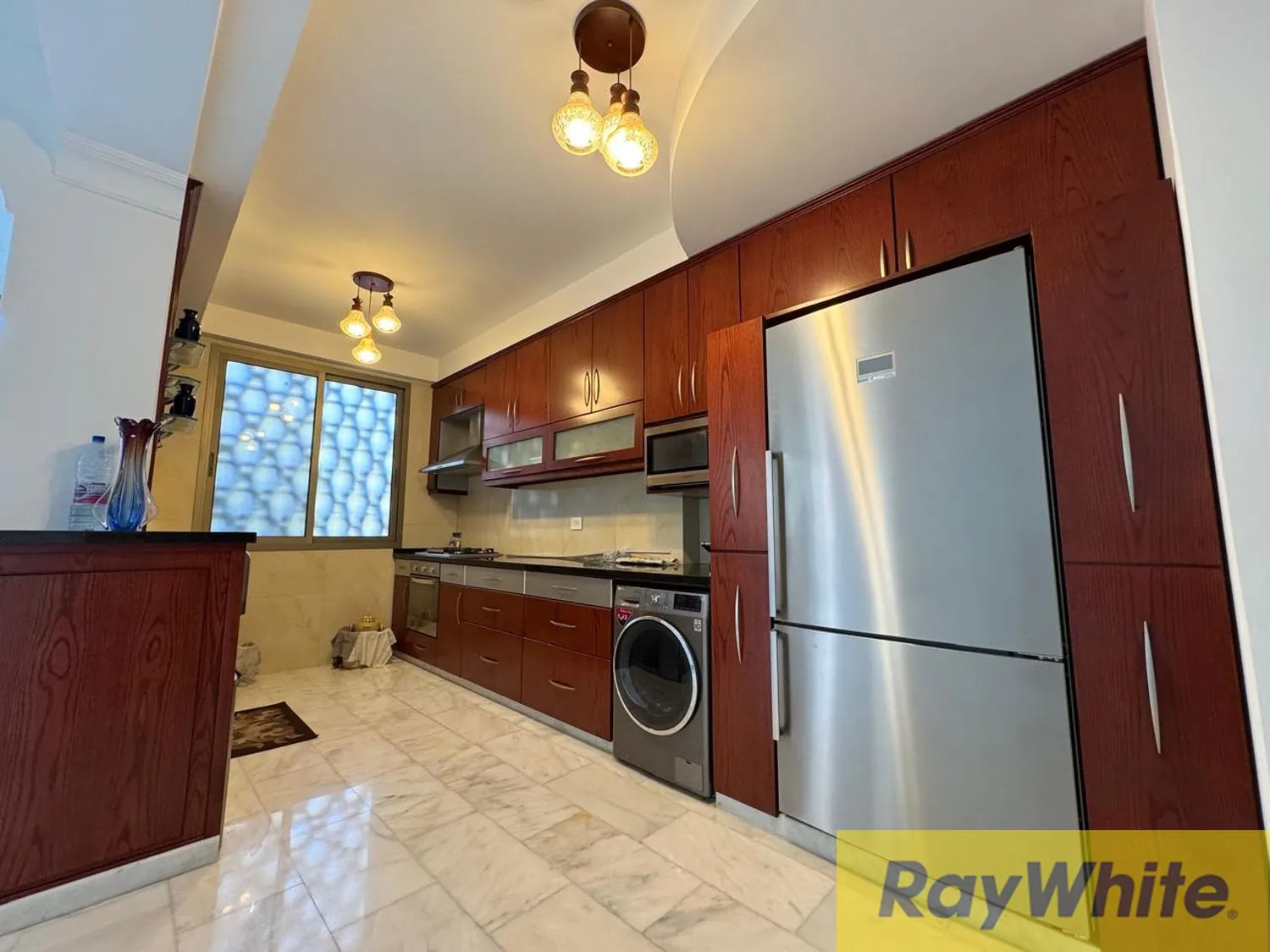 Apartment For Sale In Rawche — الصورة 2