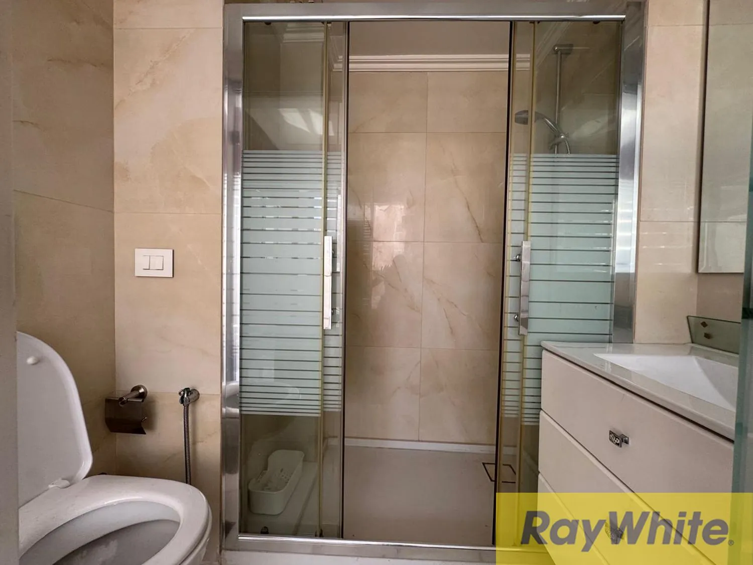 Apartment For Sale In Rawche — الصورة 5