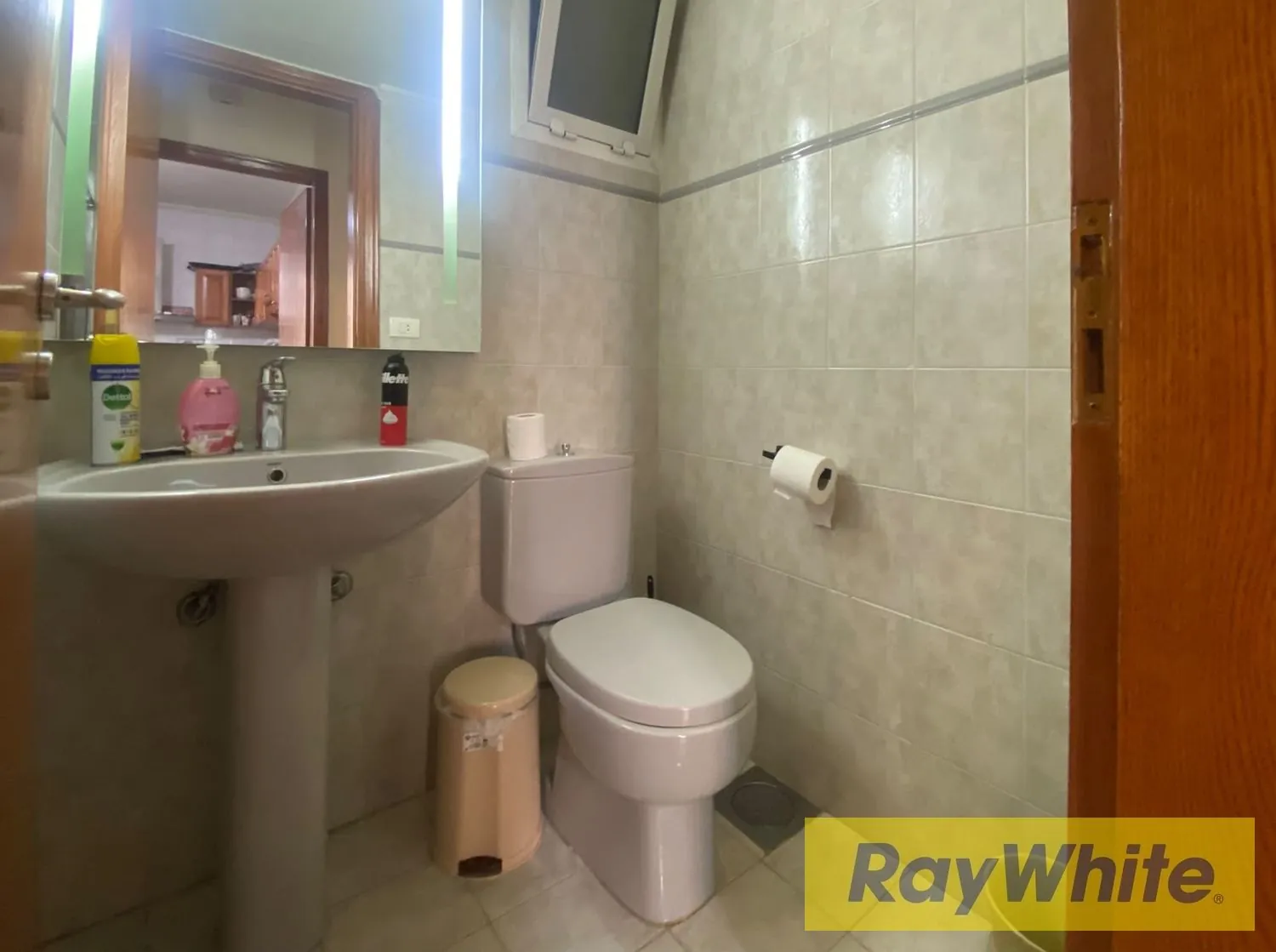 Fully Furnished Apartment For Sale In Dik El Mehdi With 1 Parking Space — الصورة 5
