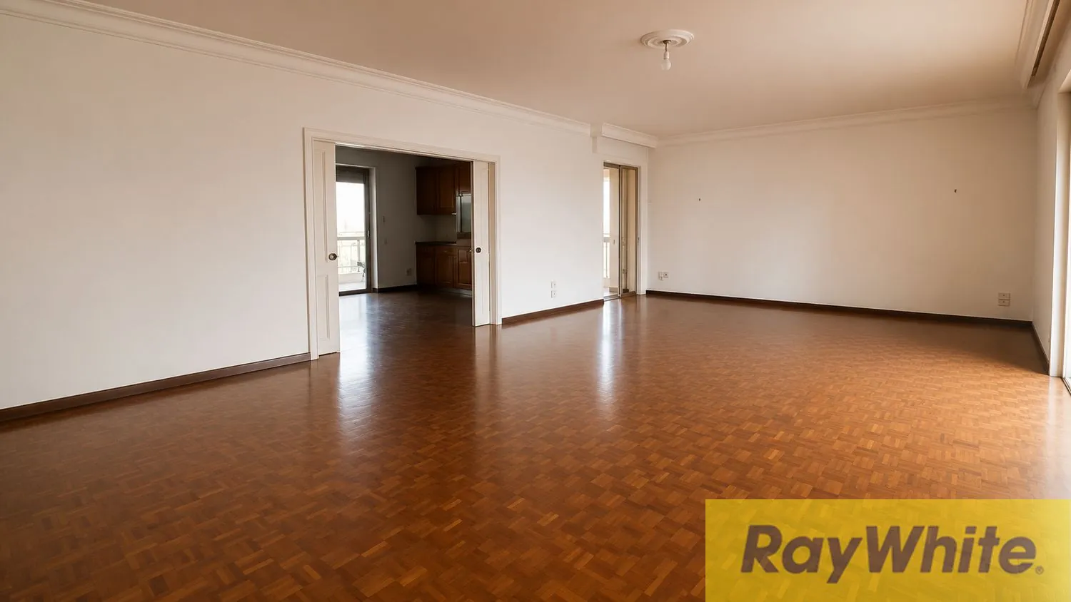 Apartment For Sale In Verdun — الصورة 3