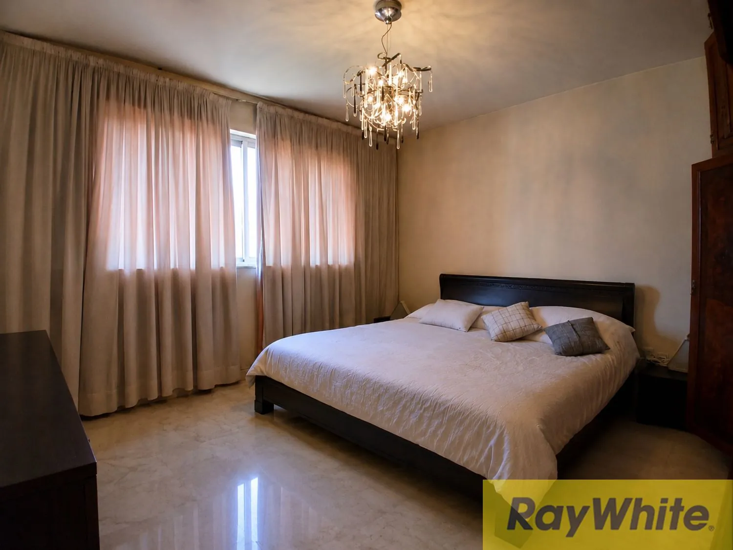Apartment For Sale In Unesco — الصورة 4