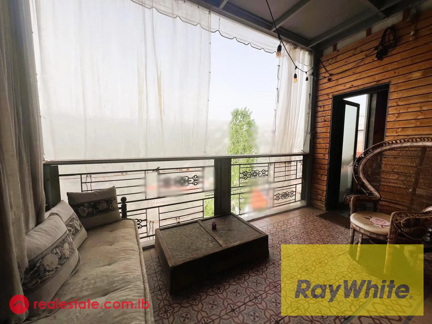 Studio For Rent In Baabdat — الصورة 4