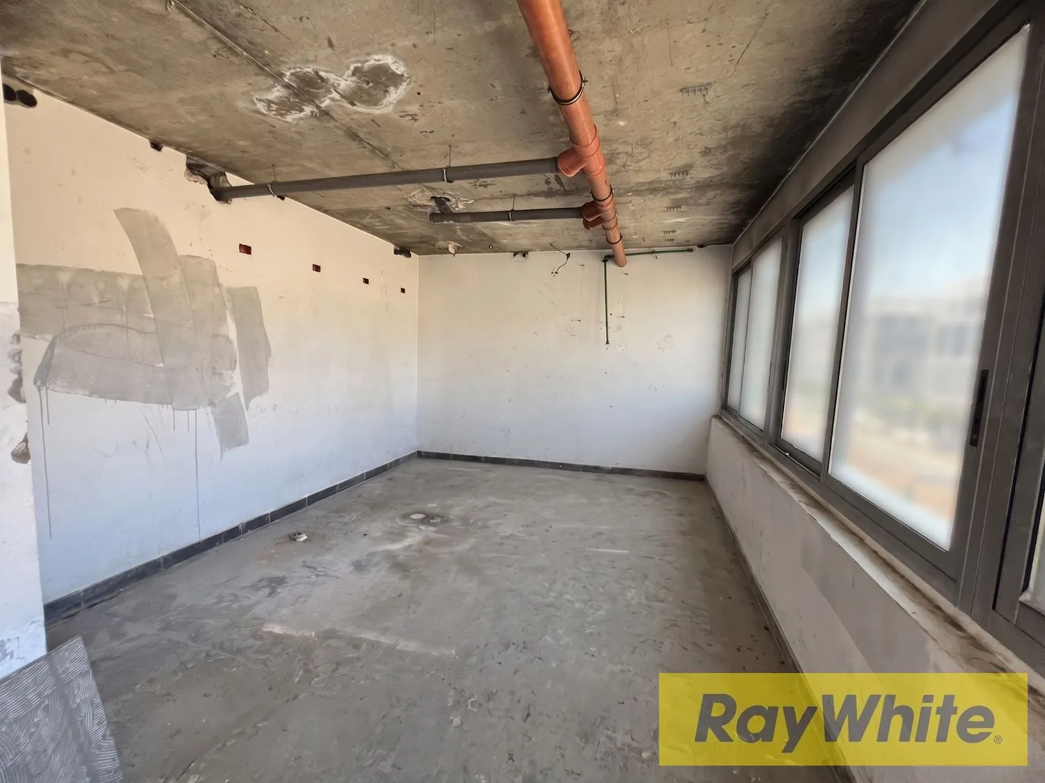Office For Rent In Dbayeh — الصورة 3