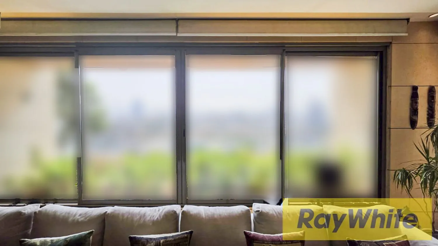 Modern Apartment For Sale In Achrafieh – Furnished — الصورة 4