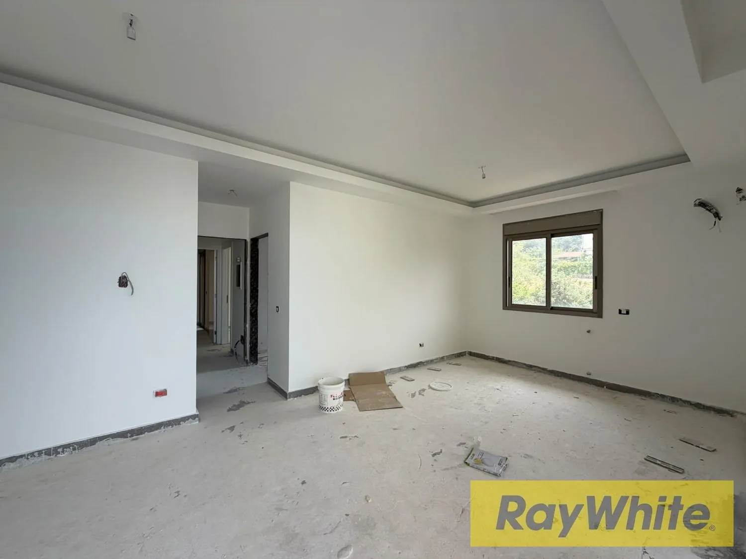 Duplex With Terrace For Sale In Jouret El Ballout — الصورة 3