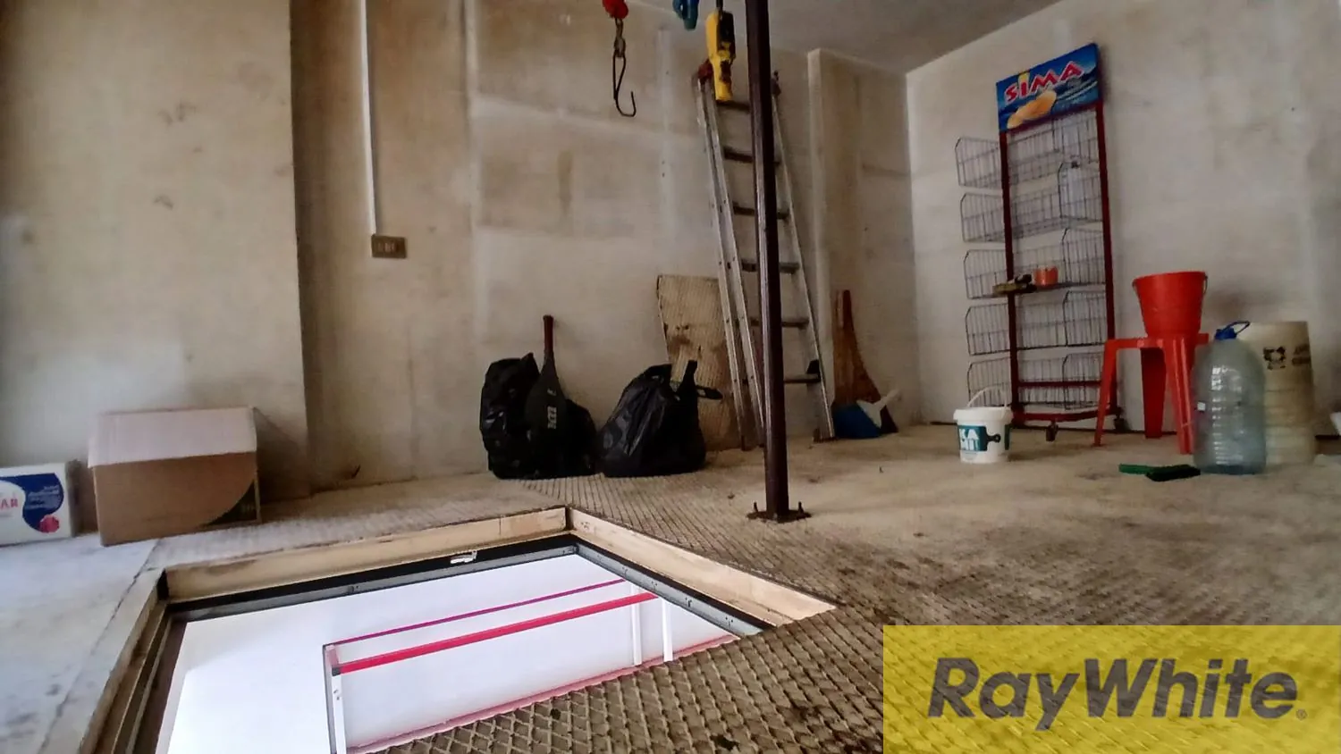 Shop For Rent In Aicha Bakkar — الصورة 3