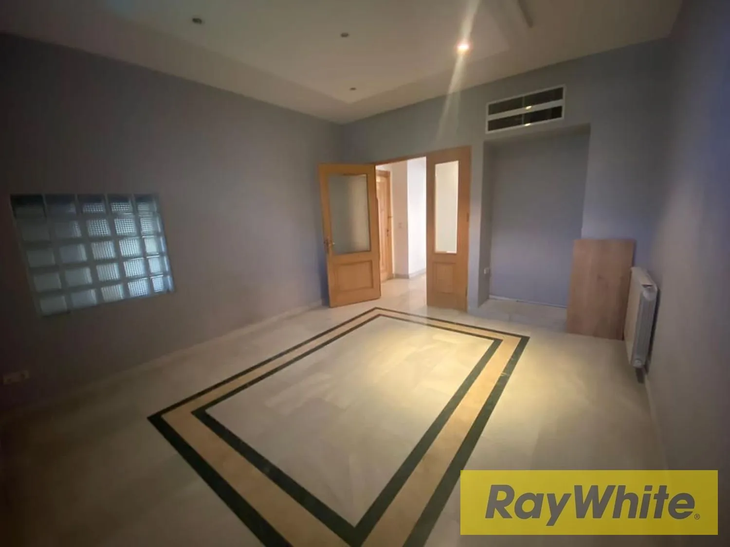 Apartment For Rent In Hamra — الصورة 4