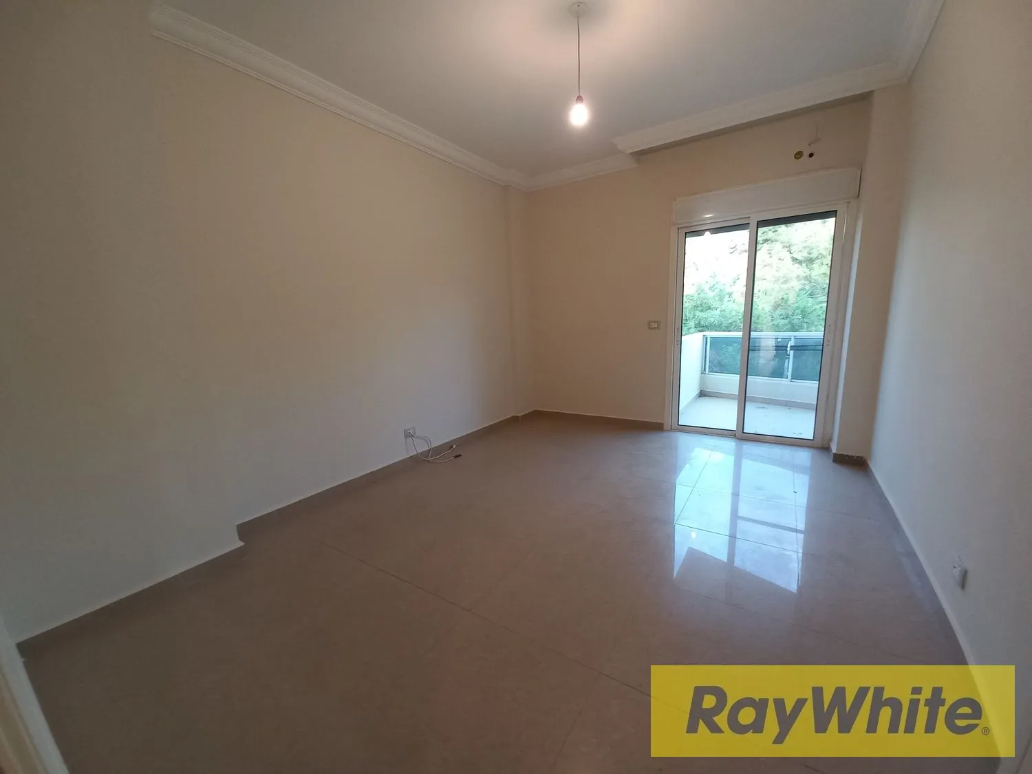 Apartment With Terrace For Sale In Qennabet Broummana — الصورة 4