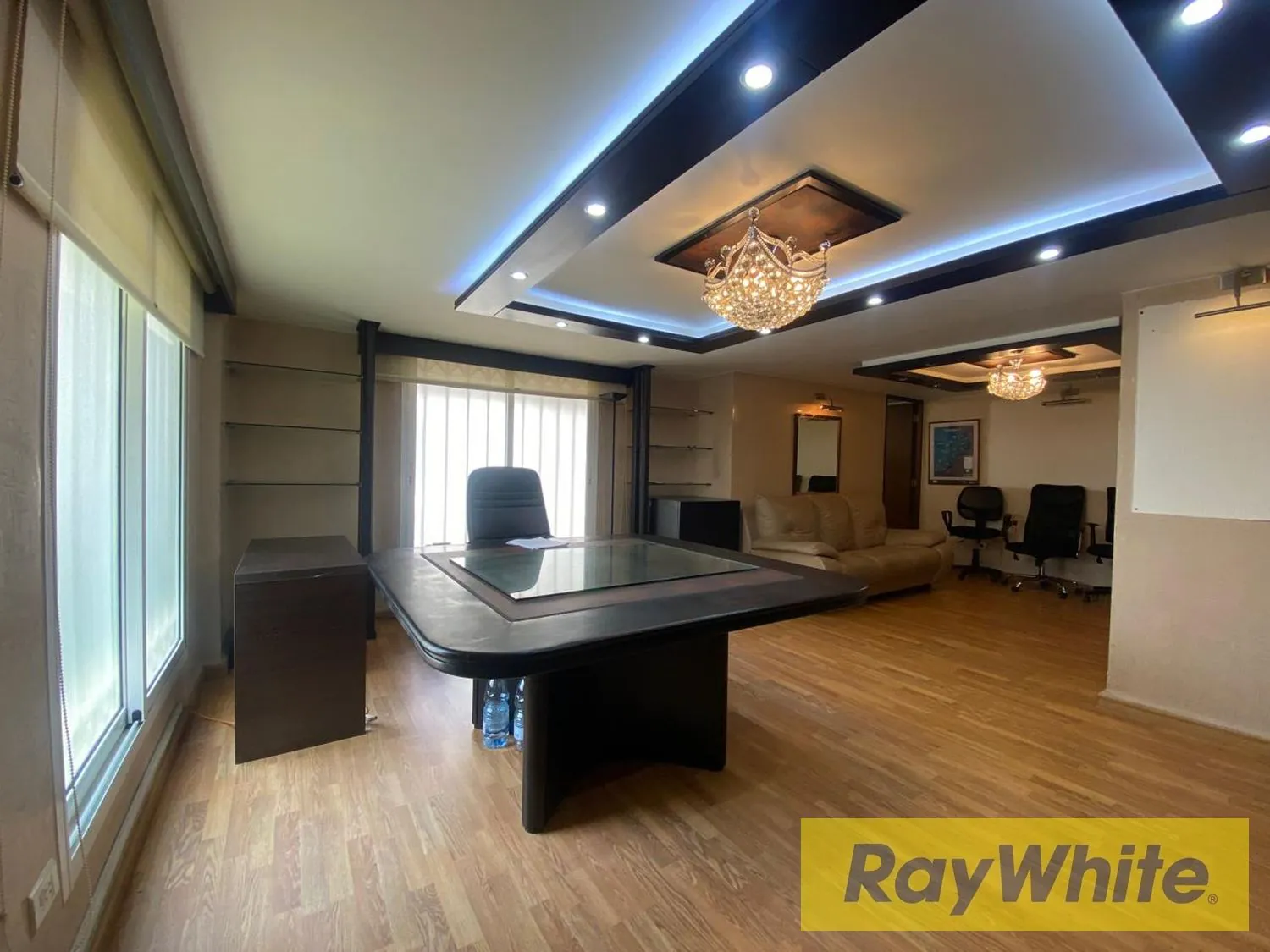 3-floor Commercial Space For Rent In Antelias