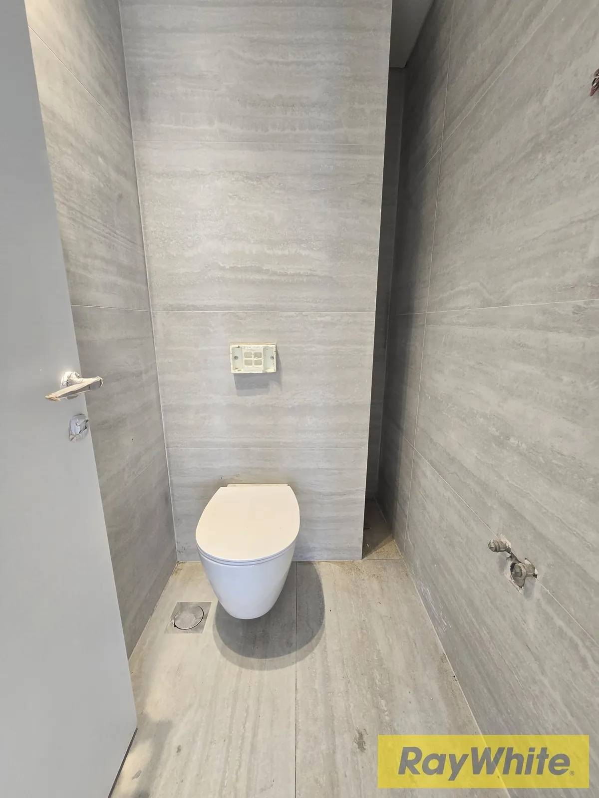 Modern Duplex In Dik El Mehdi For Rent | Prime And Calm Location — الصورة 3