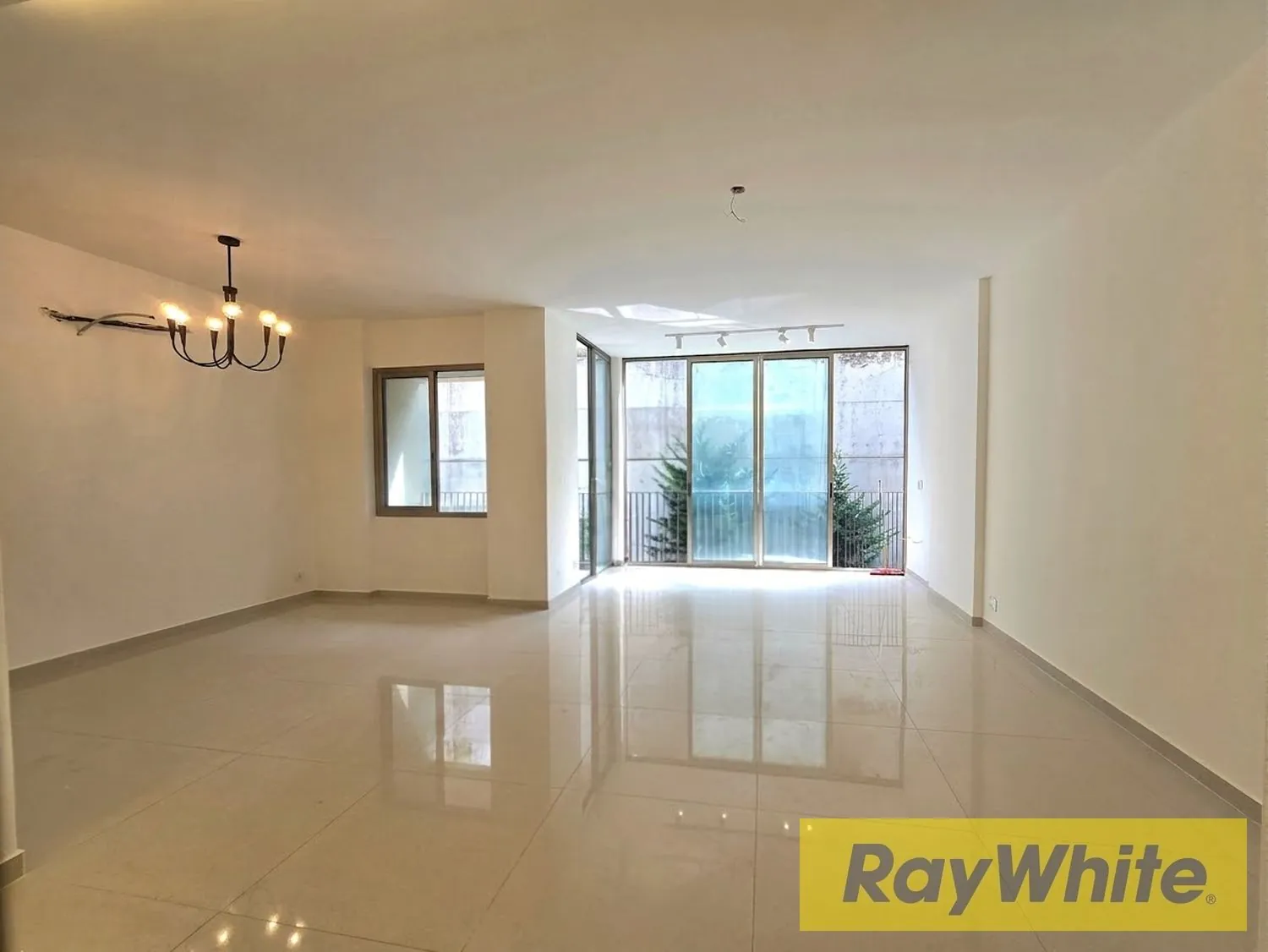 Modern 2 Bed Apartment For Rent In Dik El Mehdi — الصورة 2