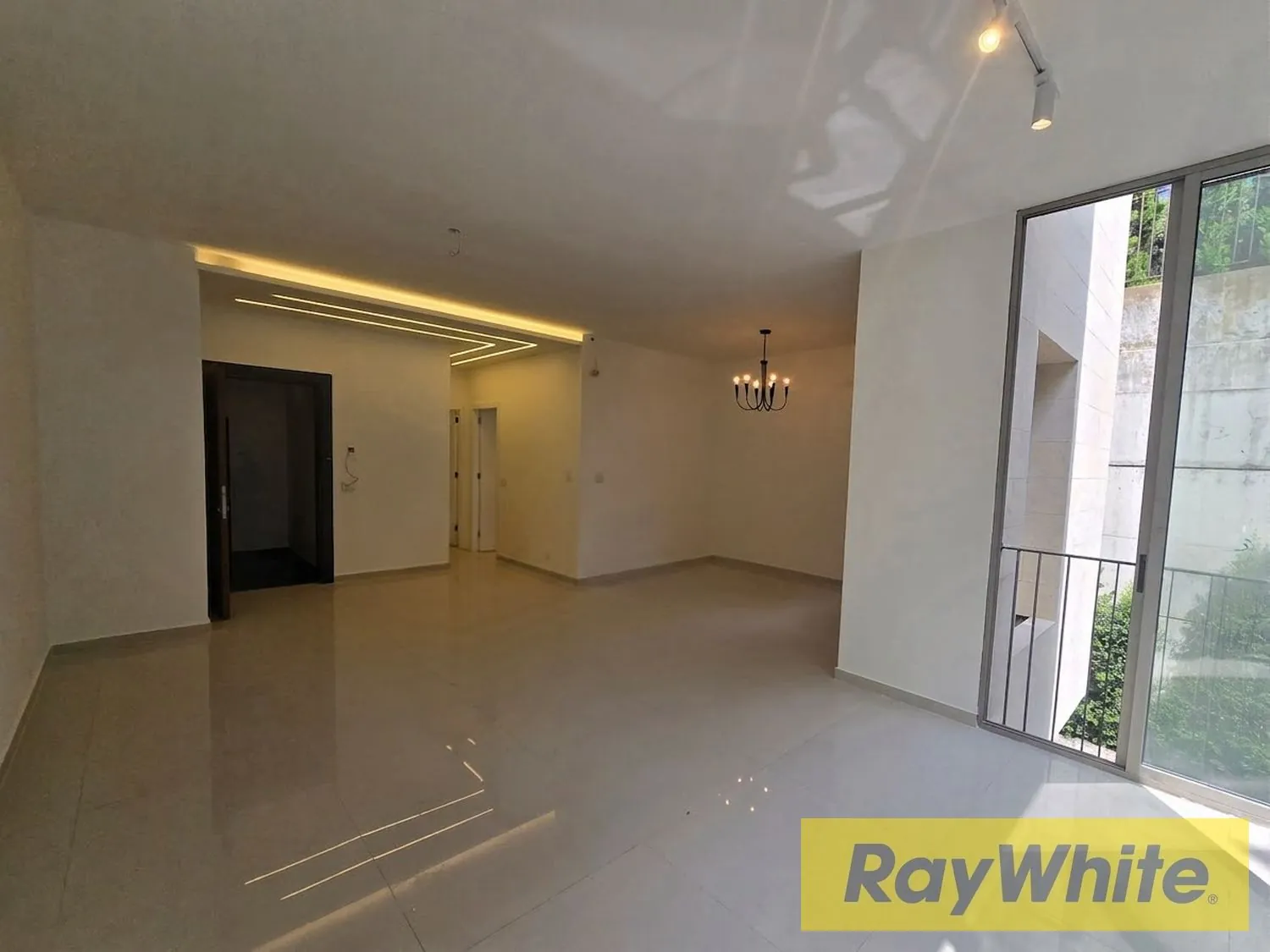 Modern 2 Bed Apartment For Rent In Dik El Mehdi — الصورة 3