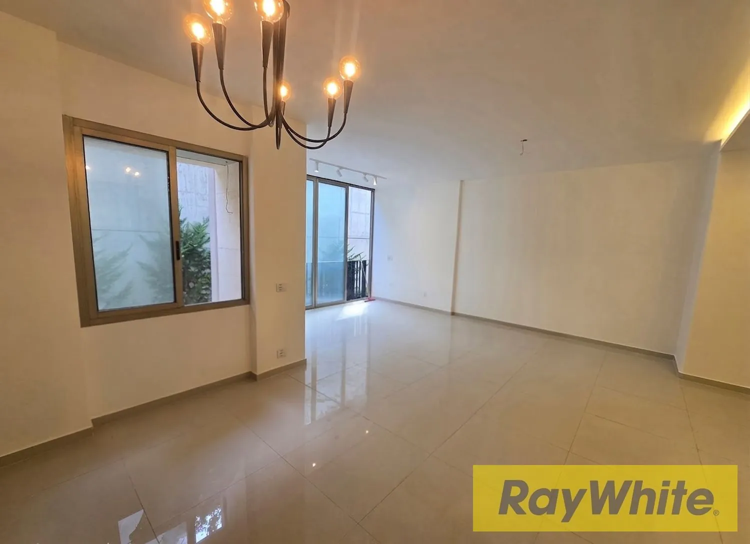 Modern 2 Bed Apartment For Rent In Dik El Mehdi — الصورة 4