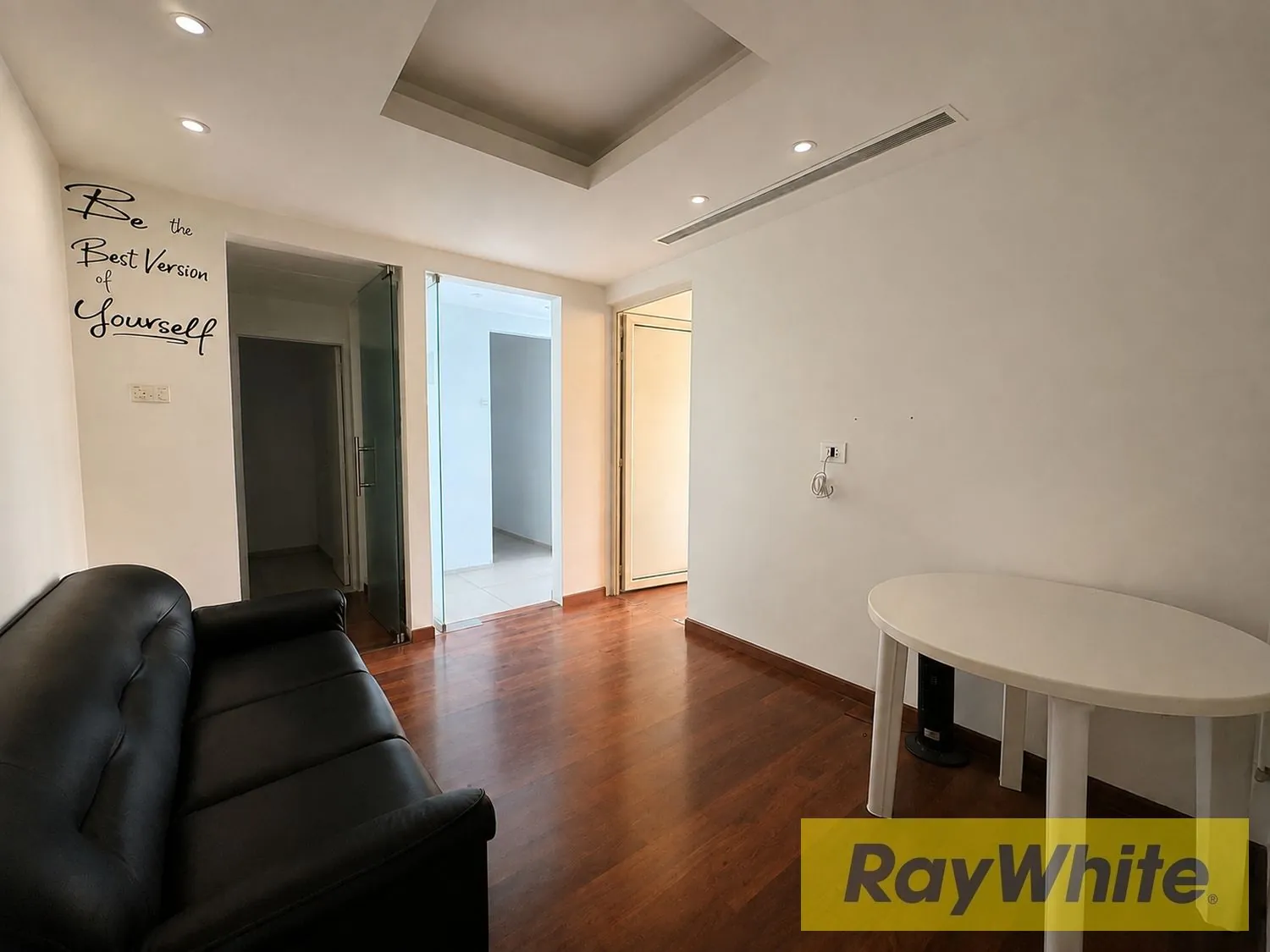 Office For Rent In Jdeideh — الصورة 2
