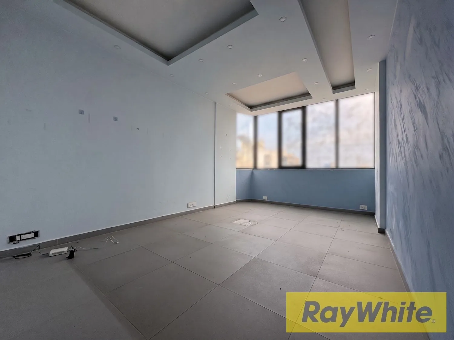 Office For Rent In Jdeideh — الصورة 3