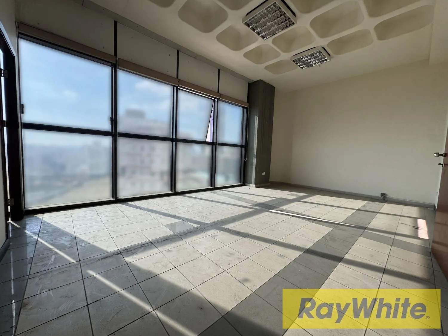 Office For Rent In Sin El Fil — photo 4