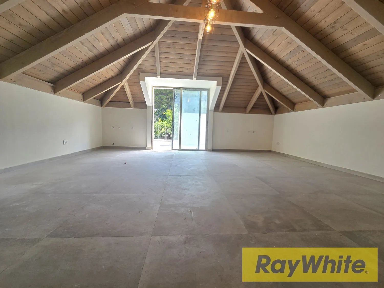 High-end Modern Penthouse For Rent In Dik El Mehdi