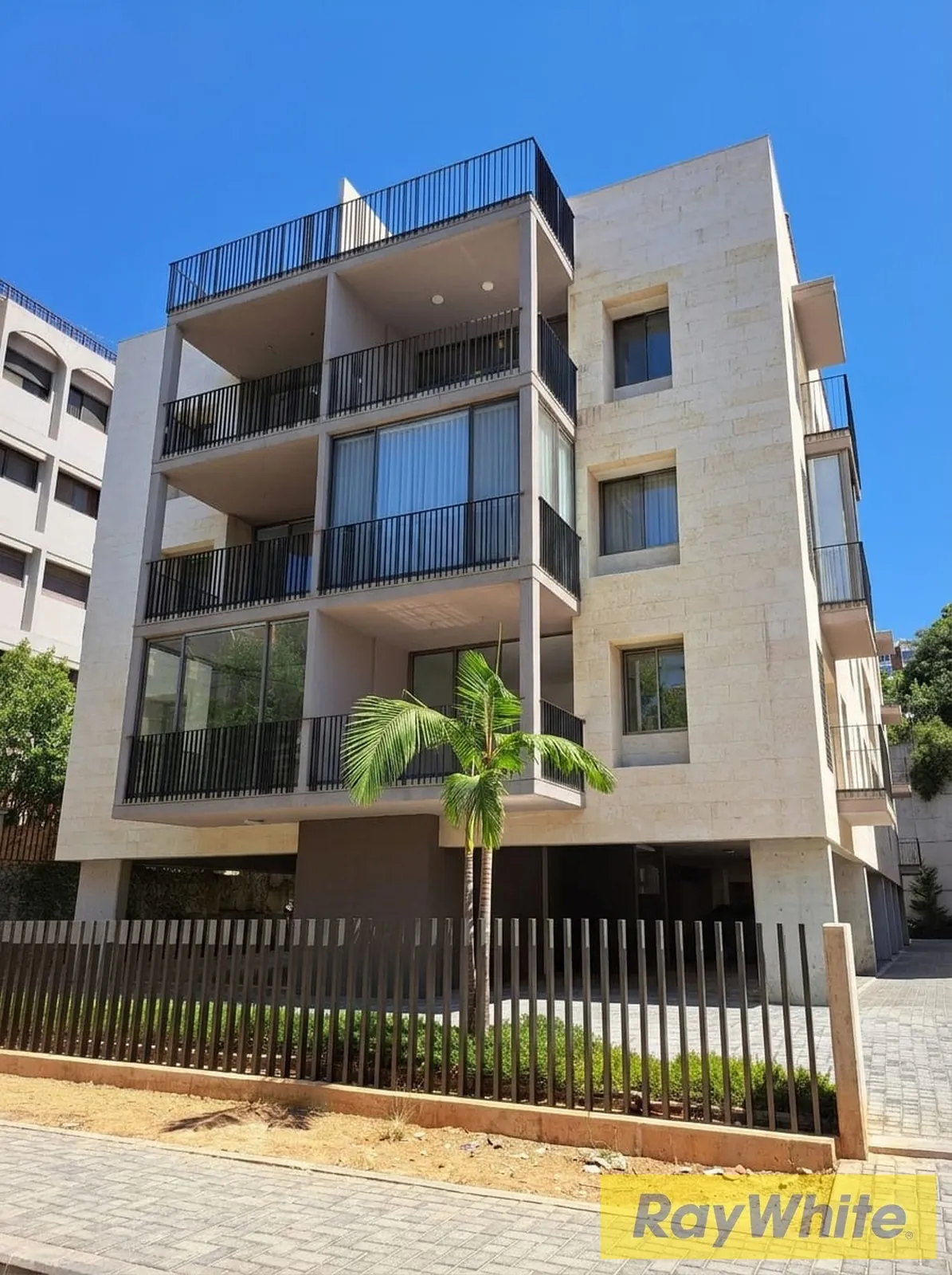 High-end Modern Penthouse For Rent In Dik El Mehdi — الصورة 4