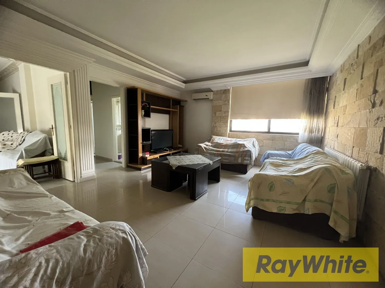 Fully Furnished Apartment For Rent In Dbayeh — الصورة 2