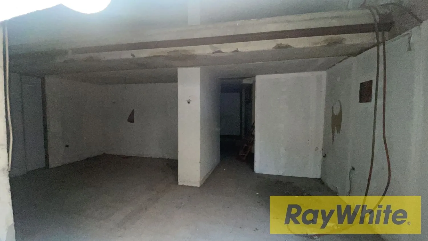 Showroom For Rent – Achrafieh, Pasteur — الصورة 4
