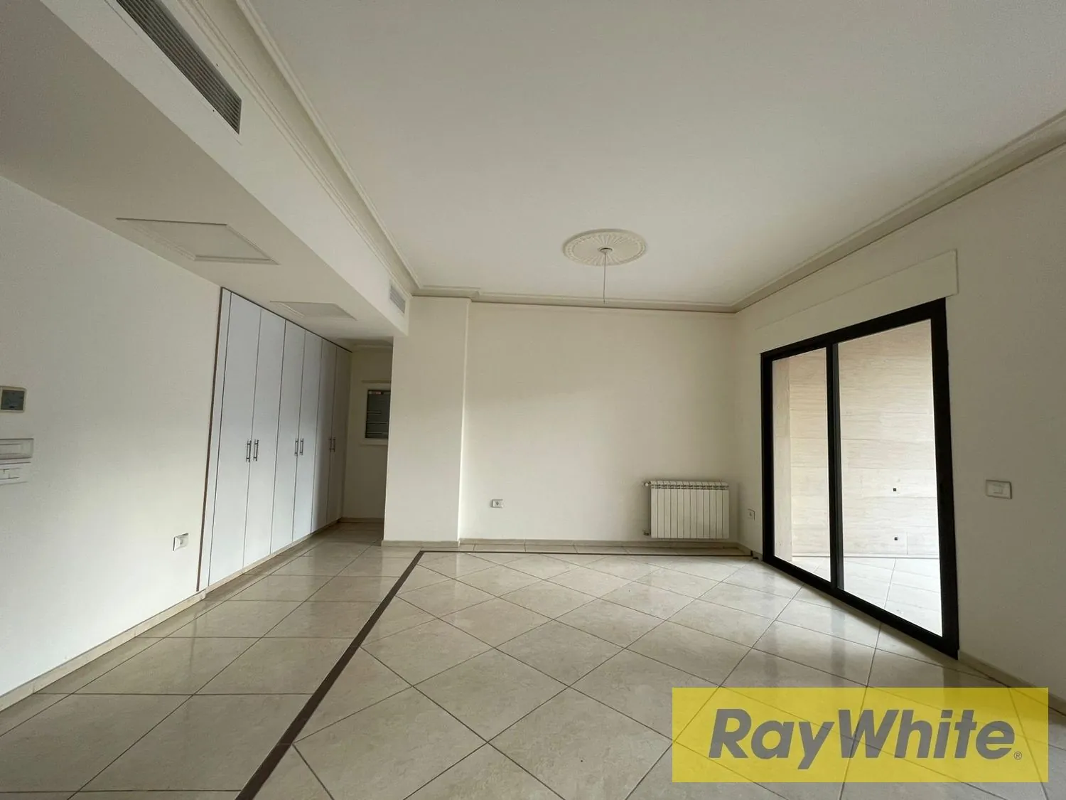 Apartment For Sale – Achrafieh, Sassine — الصورة 4
