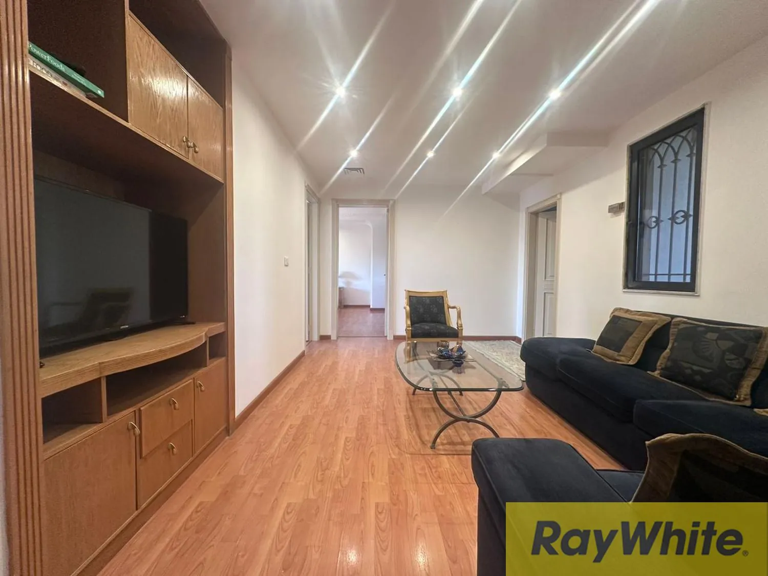 Apartment For Sale In Jnah – Spinney’s Area