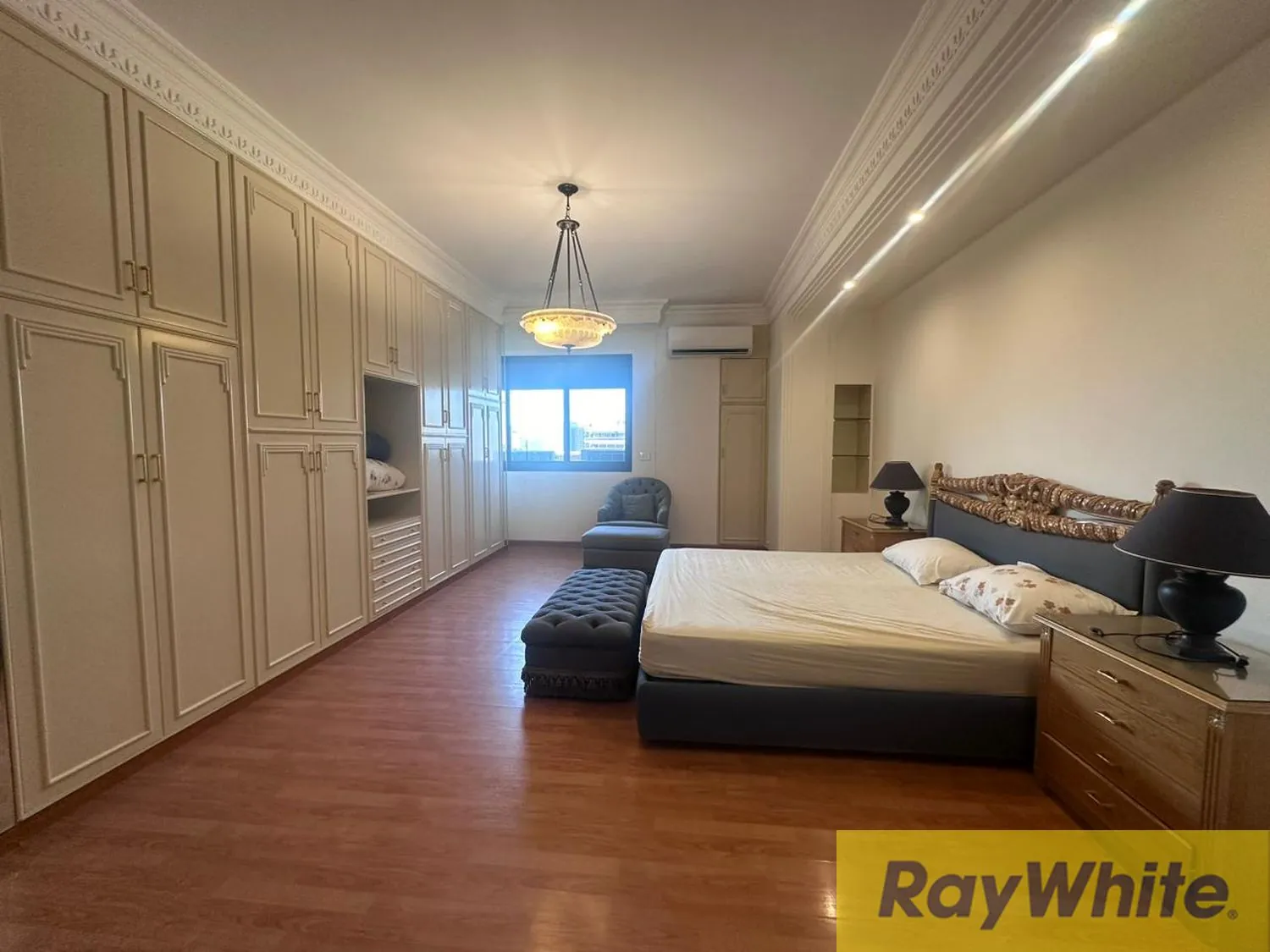 Apartment For Sale In Jnah – Spinney’s Area — الصورة 3
