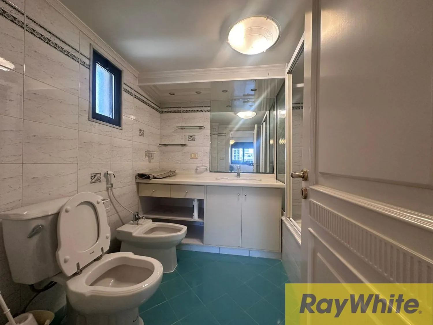 Apartment For Sale In Jnah – Spinney’s Area — الصورة 4