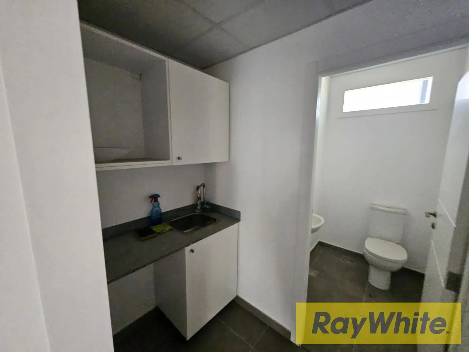 Office For Sale | Sin El Fil — الصورة 4
