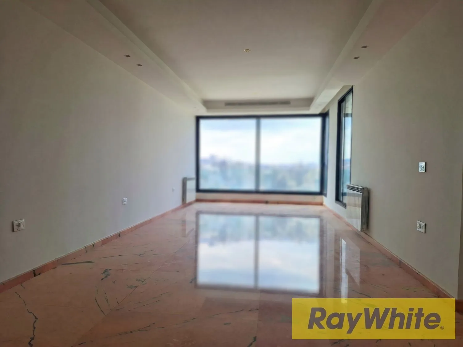 Apartment For Rent – Jal El Dib | Sea And City Views — الصورة 2